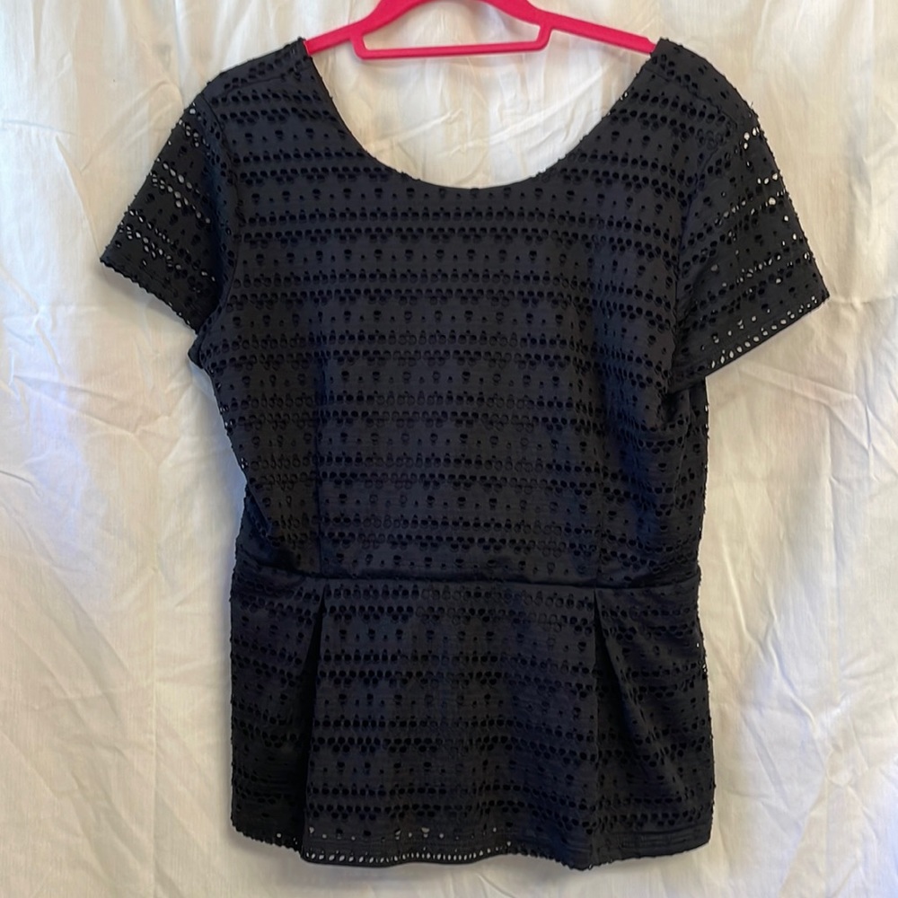 Black Apt. 9 brand blouse, women’s size petite XL.